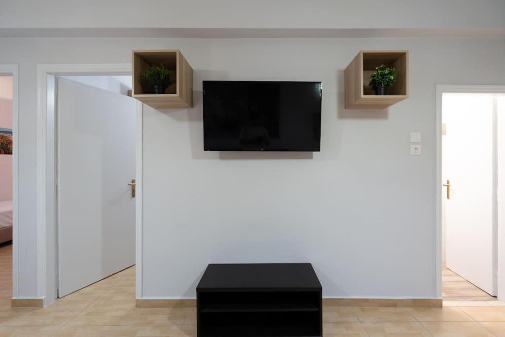 Metaxourgio 2Nd Floor Apartment Athens Ngoại thất bức ảnh